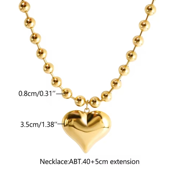 Chunky Gold Heart Pendant Necklace - Picture 2 of 3